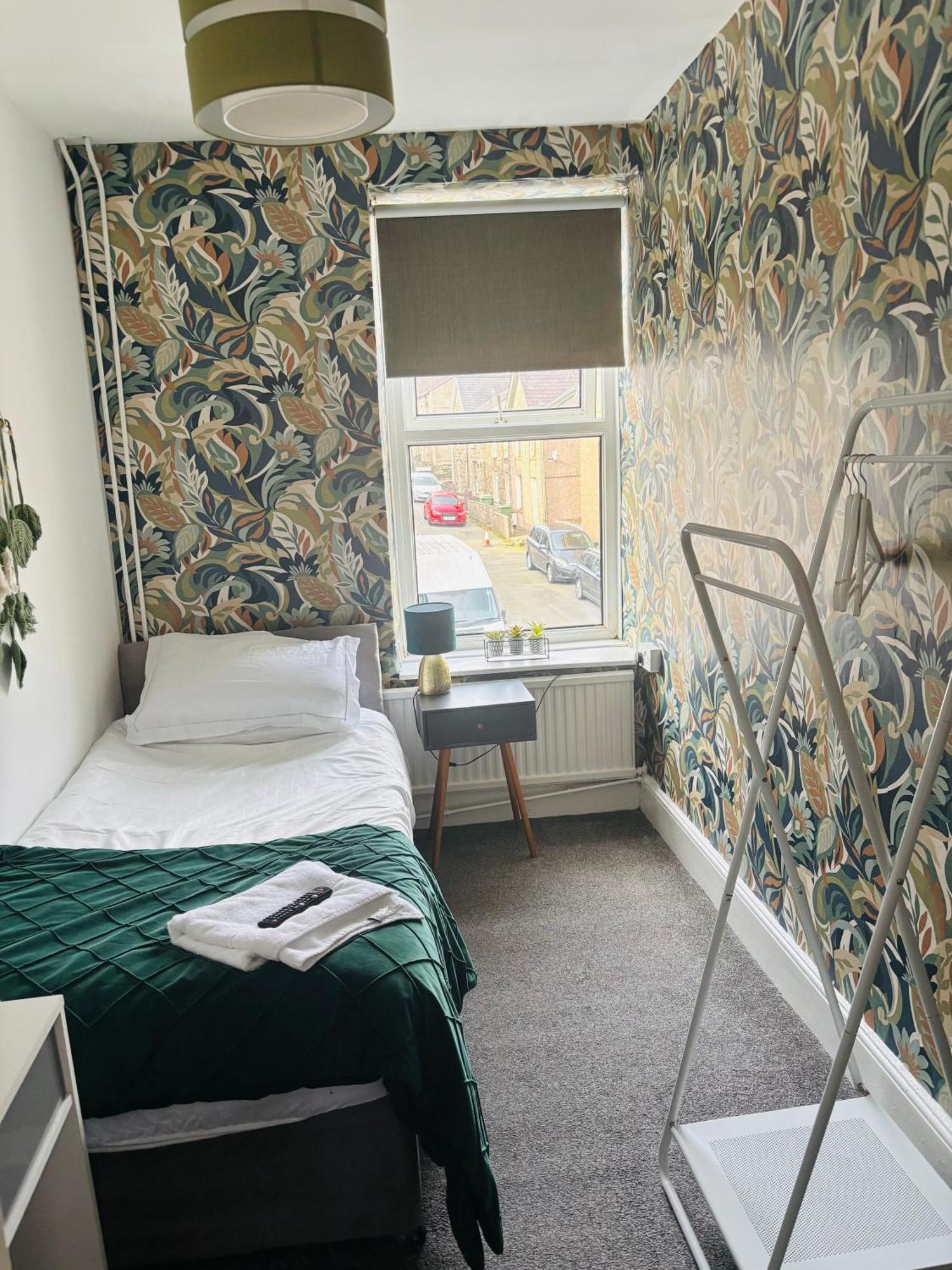 Idan House Bed & Breakfast Llanberis Bagian luar foto