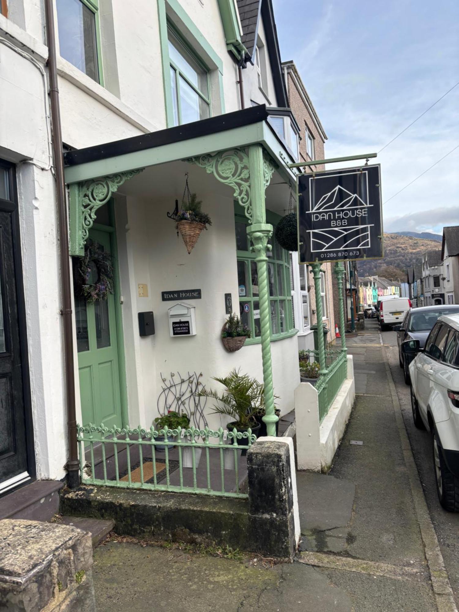 Idan House Bed & Breakfast Llanberis Bagian luar foto