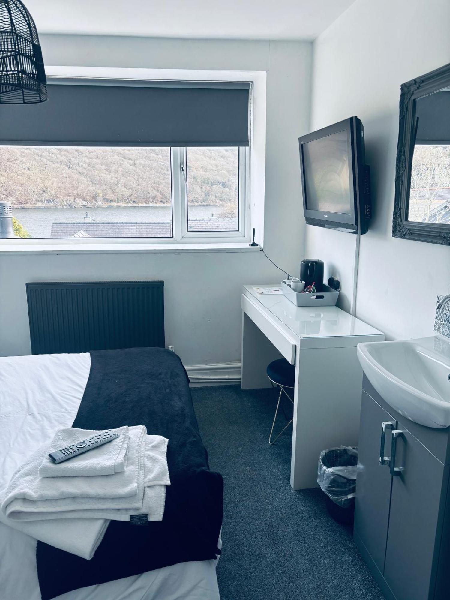 Idan House Bed & Breakfast Llanberis Bagian luar foto